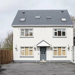  Apartment Waterlane Irland