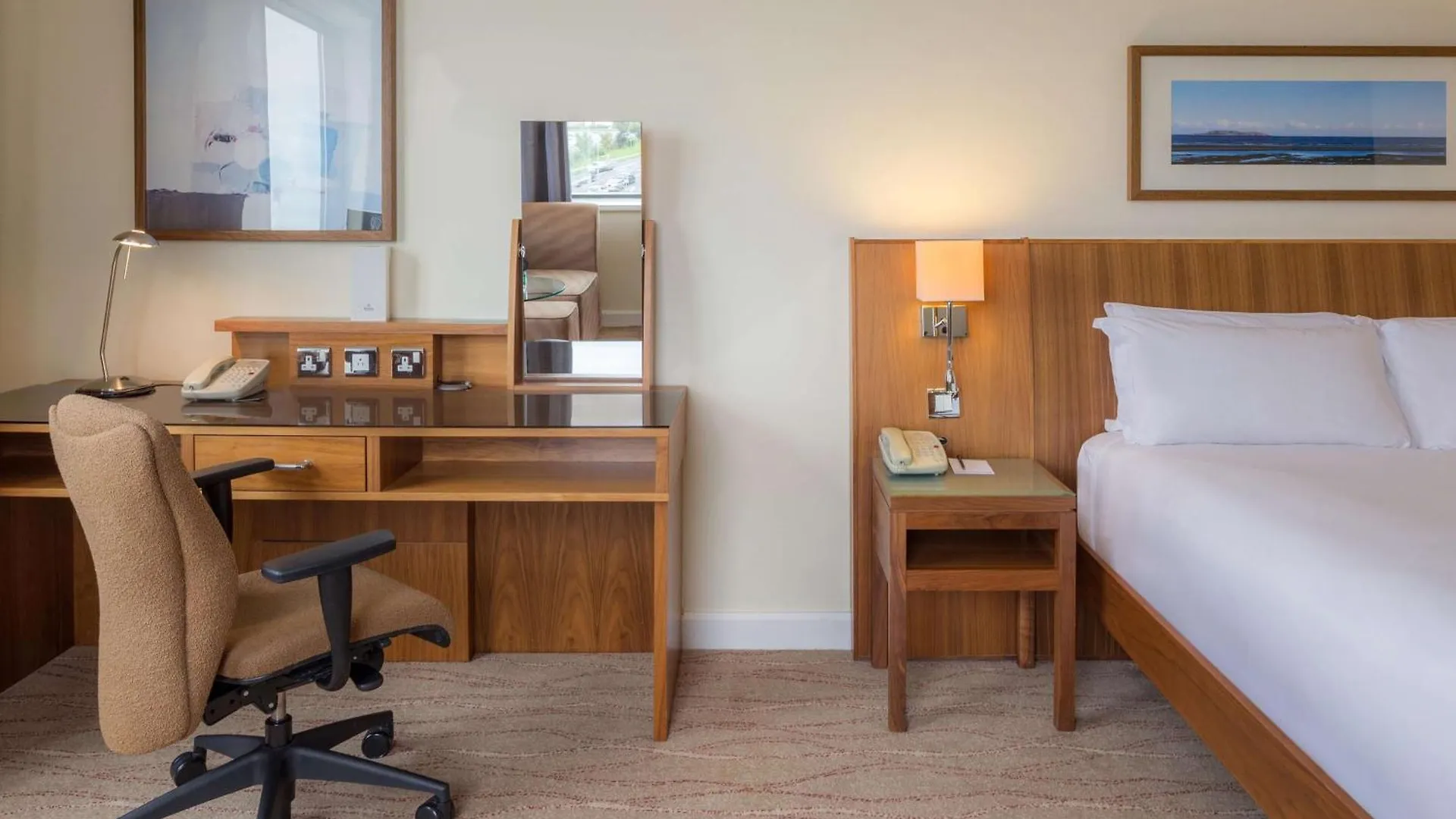 Hilton Dublin Airport Hotel Cloghran
